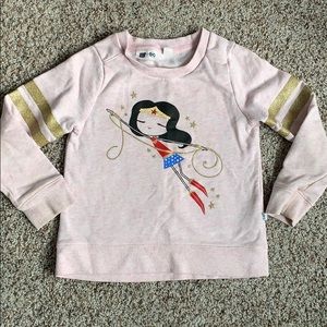 Gap Wonder Women sweatshirt (toddler girls 5)
